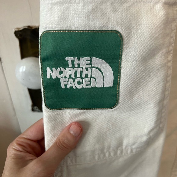 NWOT North Face Canvas Dress with Patches Size Medium - Picture 3 of 11